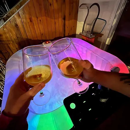 Romance * Sarandë