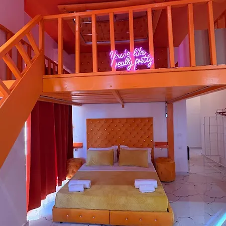 Romance Sarandë